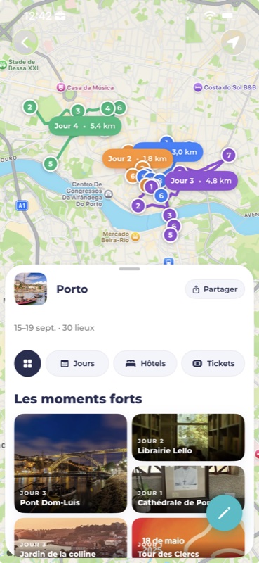 Écran Planifiez de TomExplore : itinéraire jour par jour de Porto tracé sur une carte avec distances et moments forts